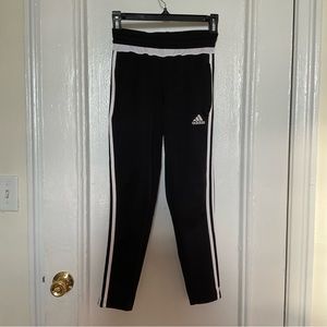 NWOT Adidas youth Tiro black jogger pants 9-10Y sz S